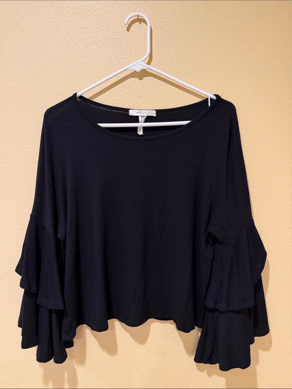 Layered Ruffle-Sleeve Long-Sleeve Top - Black